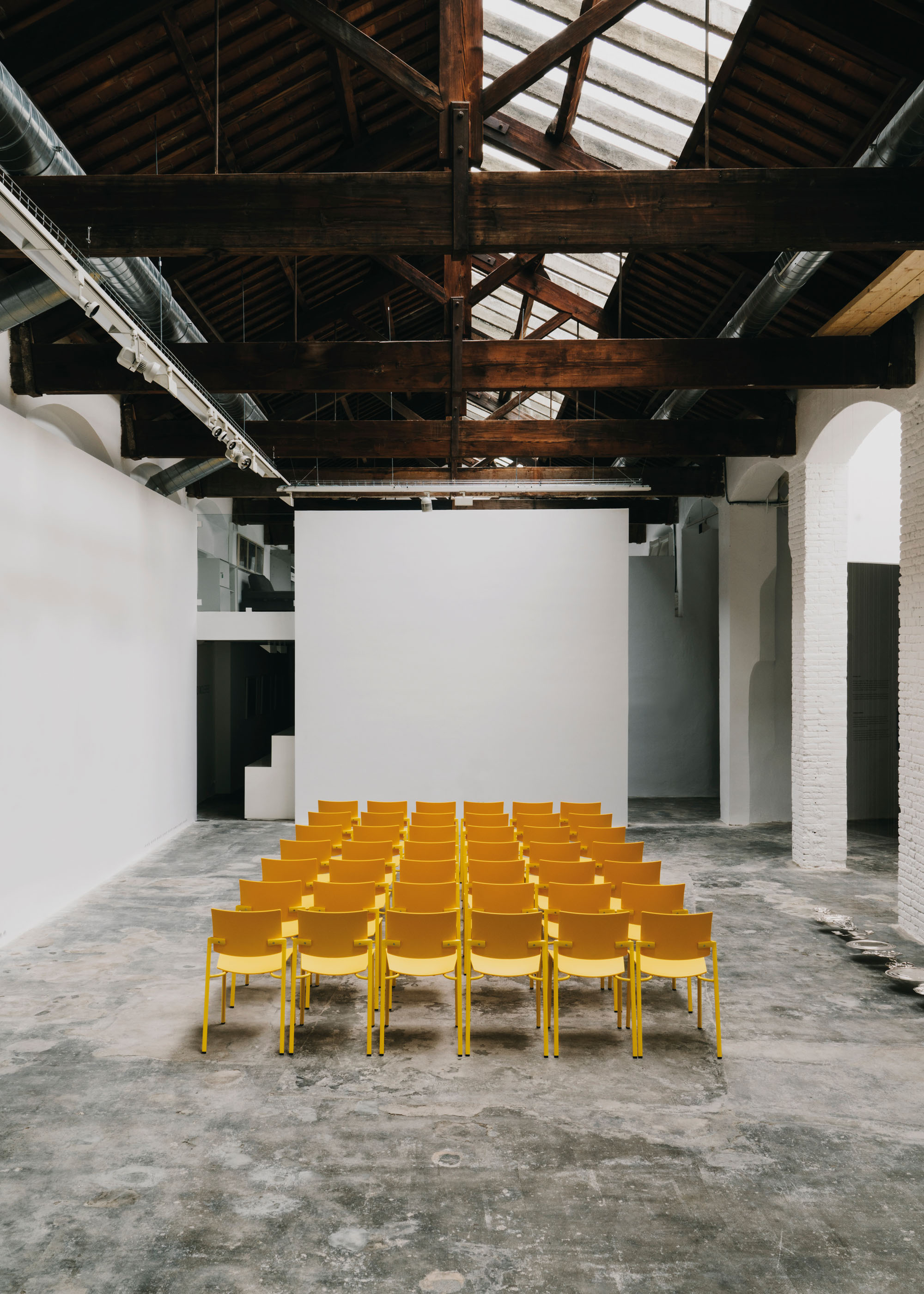 #furniture #enea #design #clase #chairs #basque #sets