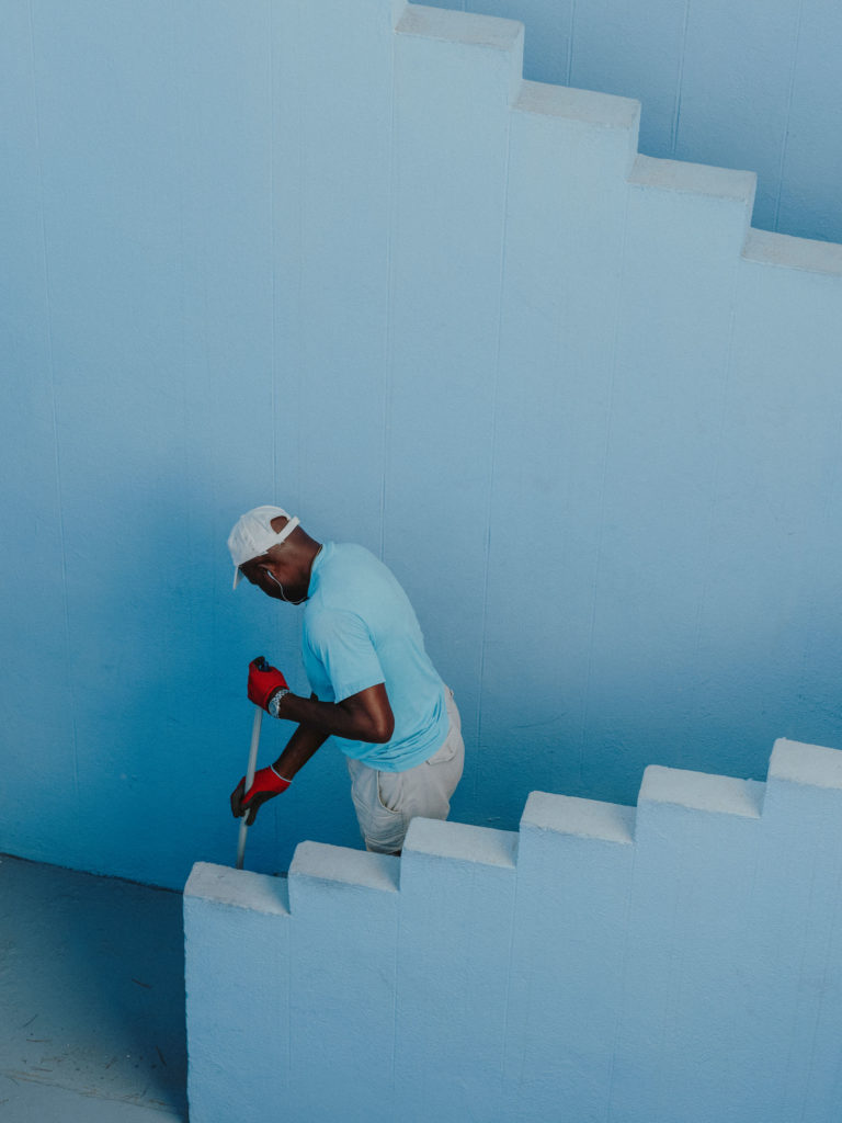 #xanadu #murallaroja #gestalten #visionsofarchitecture #bofill #calpe #valencia #spain #blue #stairs #workers