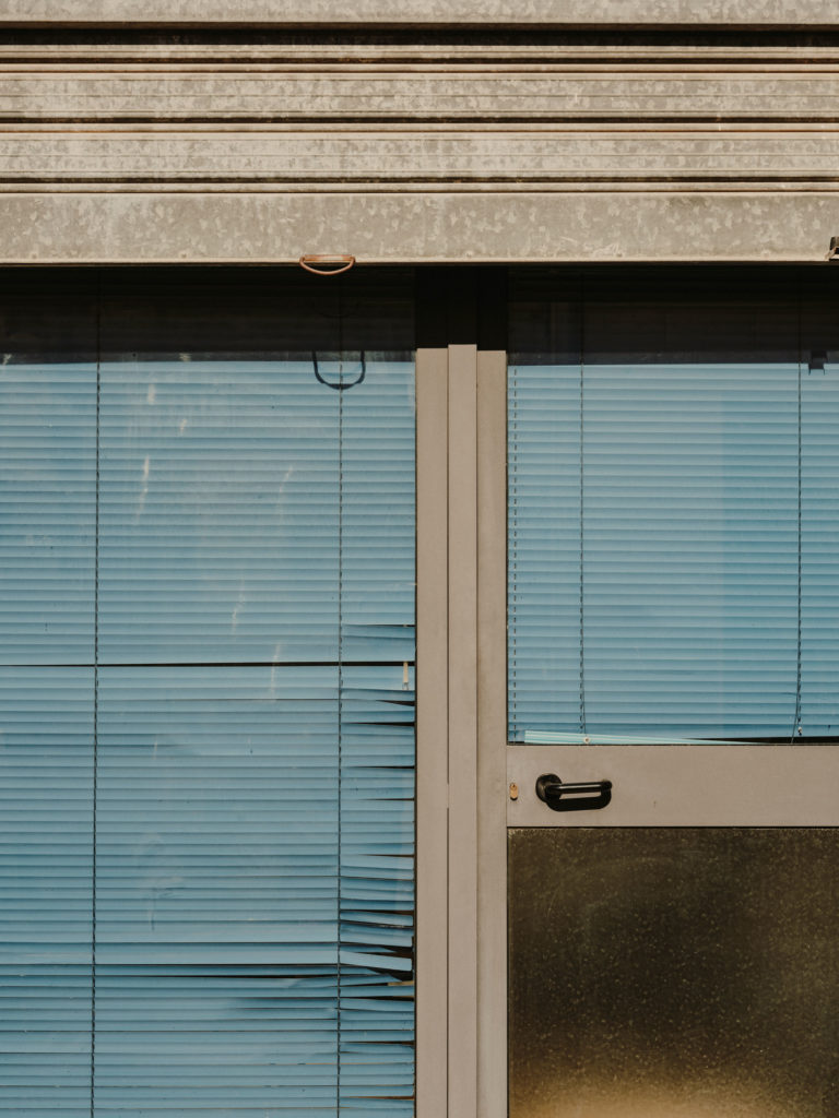 #2019 #puglia #italy #carovigno #windows #personal #street #blind #blue