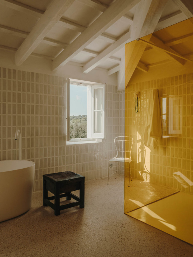 #spain #balearicislands #menorca #luislaplace #wsj #wallstreetjournal 
#interiors #bath
