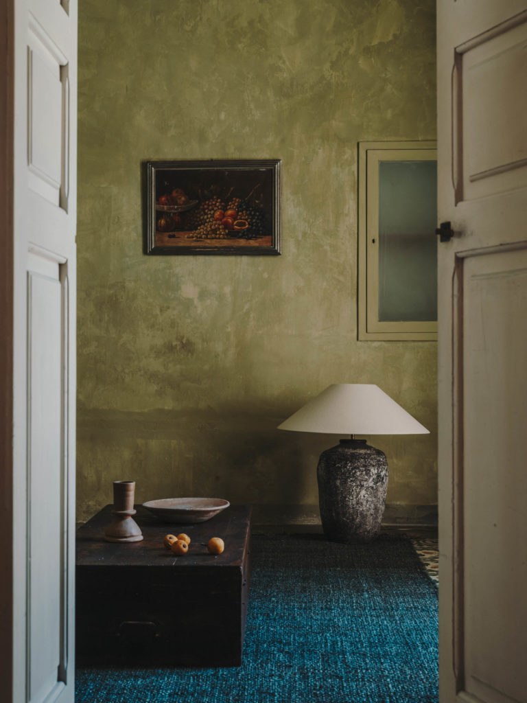 #andrewtrotter #marcelomartinez #puglia #soleto #interiors #livingroom #green