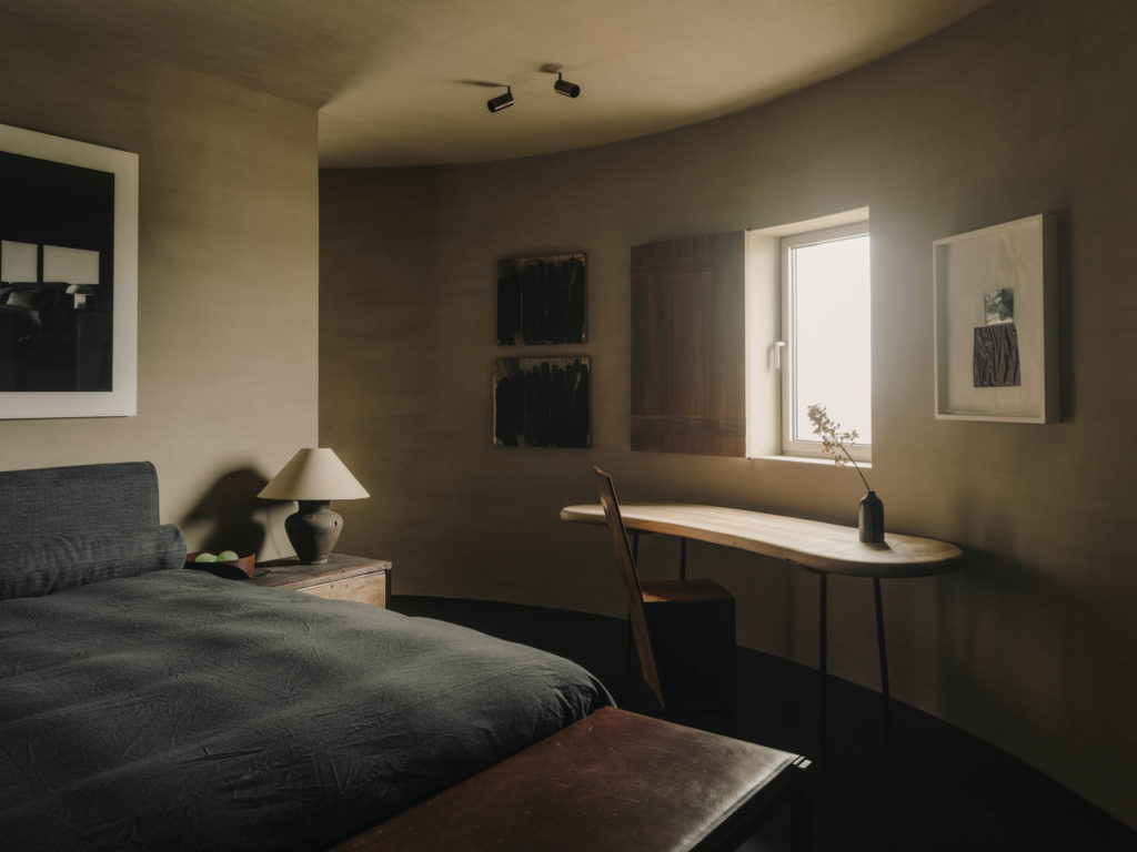 #borisvervoordt #michaelgardner #interiors #kanaal #wsj #wallstreetjournal #editorial #bedroom 