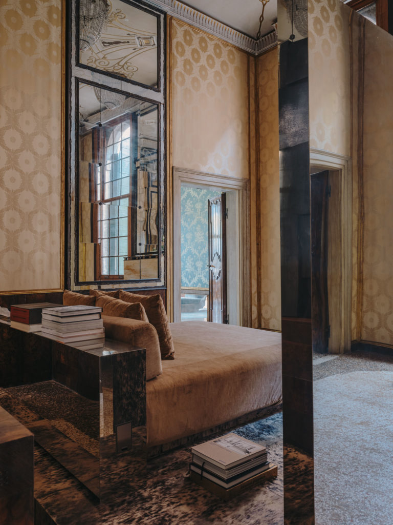 #decotiis #venice #palazzo #openhouse #bedroom