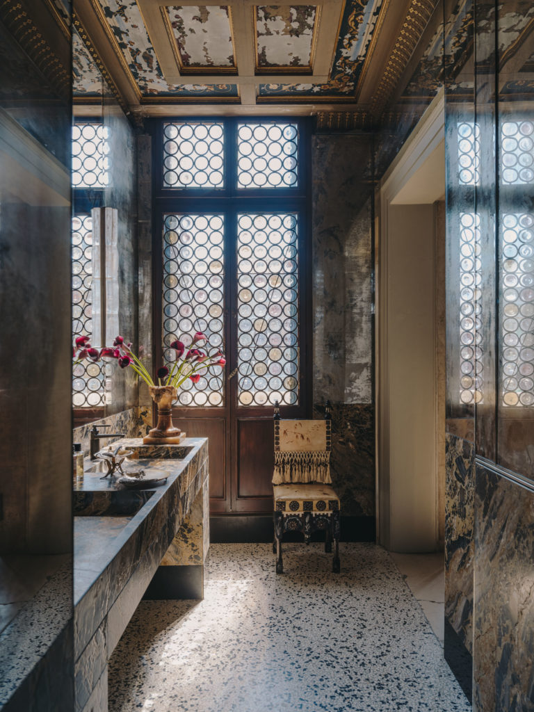 #decotiis #venice #palazzo #openhouse #interiors #bathroom