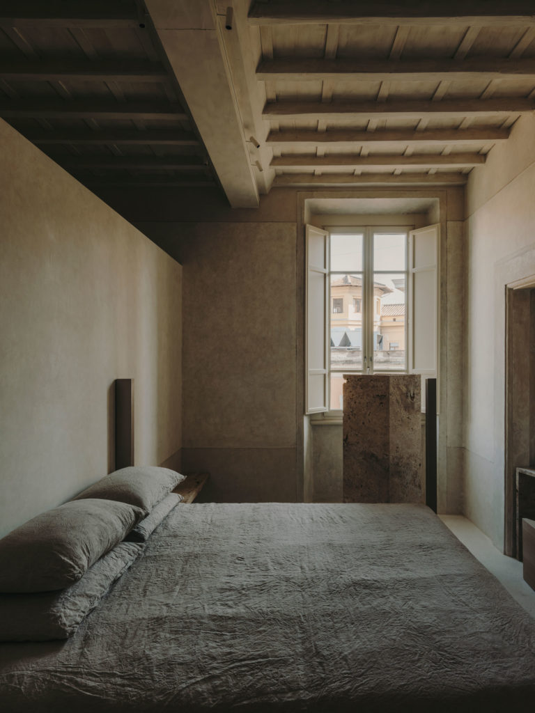 #henrytimi #roma #openhouse #hotels #nomos #bedrooms