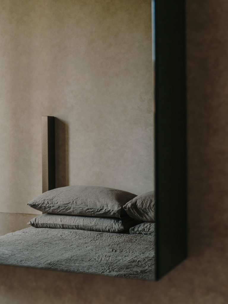 #henrytimi #roma #openhouse #hotels #nomos #bedrooms