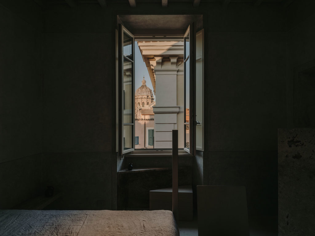 #henrytimi #roma #openhouse #hotels #nomos #bedrooms