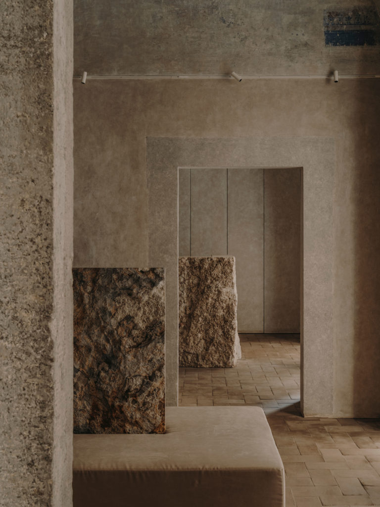#henrytimi #roma #openhouse #hotels #nomos #lobby