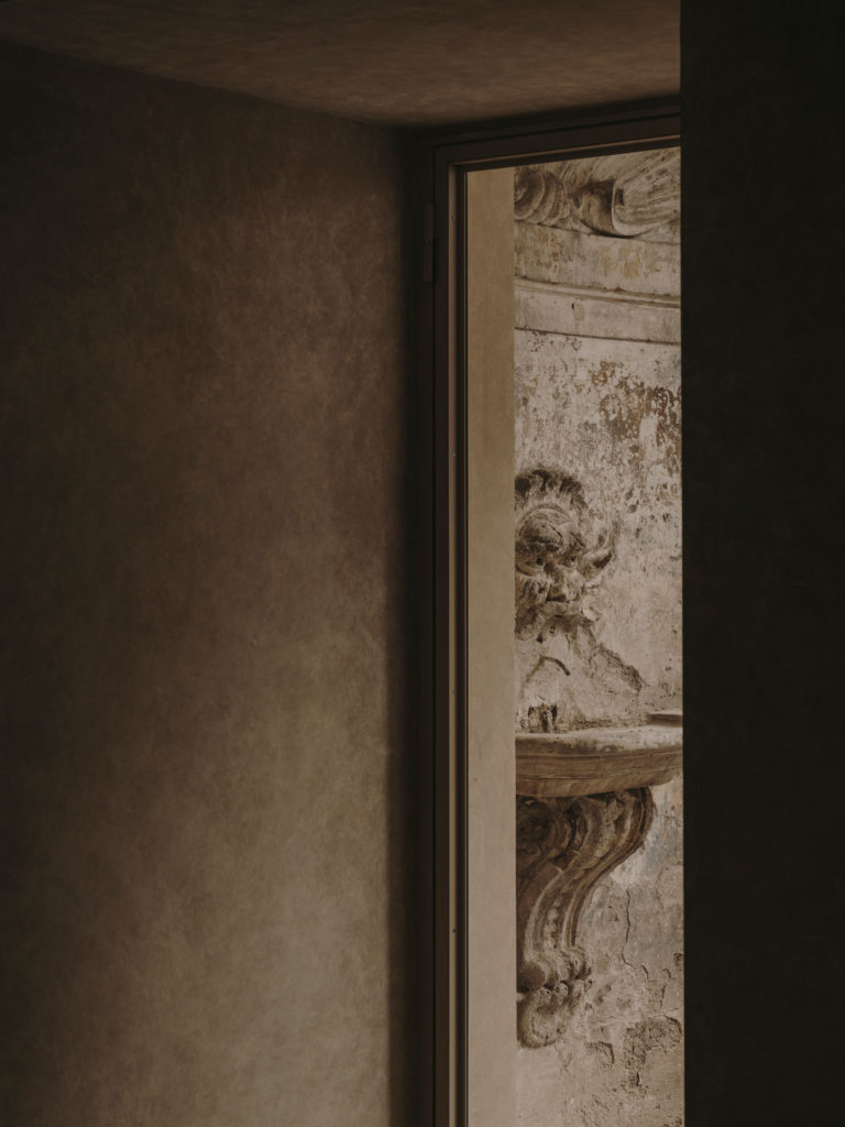 #henrytimi #roma #openhouse #hotels #nomos #details