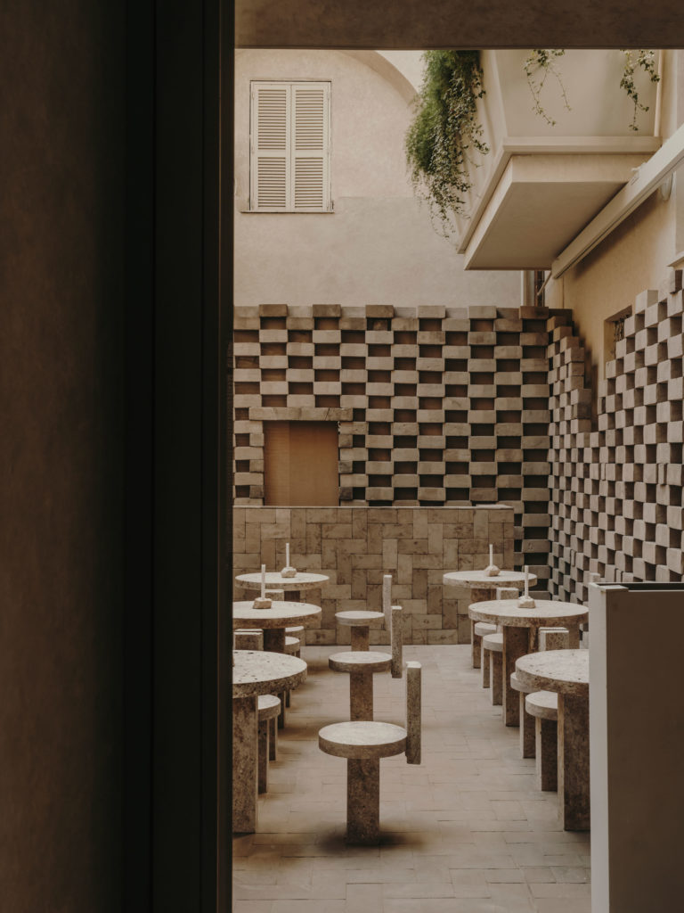 #henrytimi #roma #openhouse #hotels #nomos #restaurants