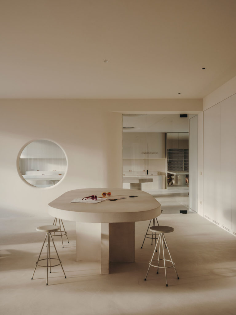 #isernserra #gigistudios #barcelona #workspace #office #interiors
