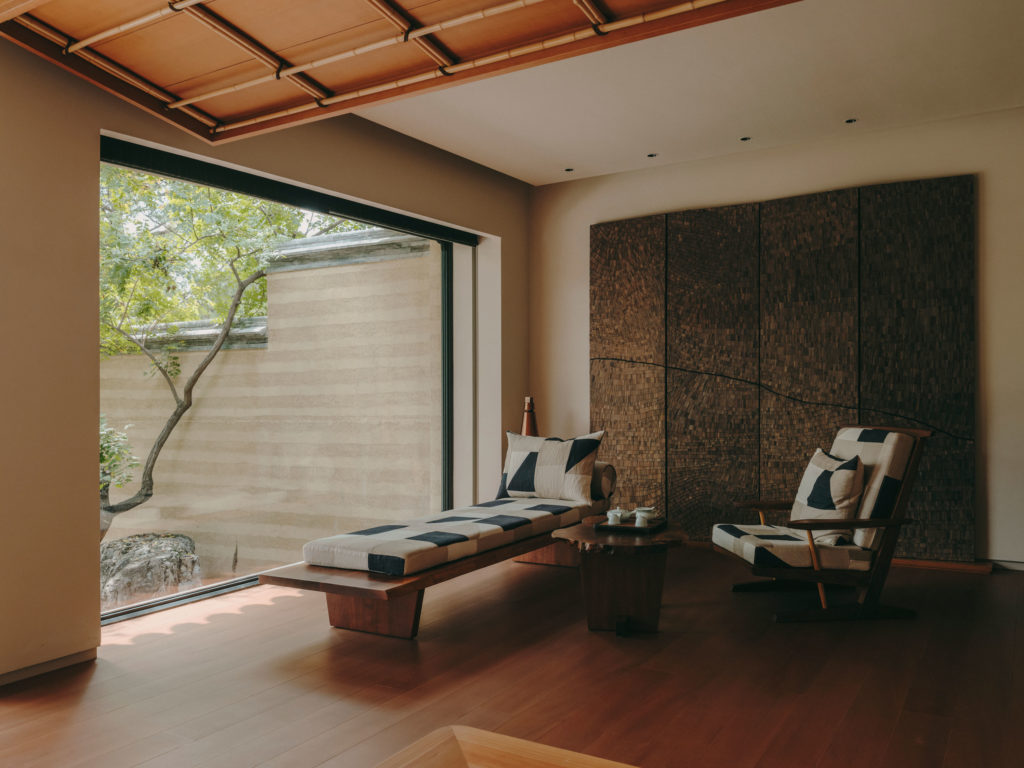 #china #xitan #relaischateaux #beijing #hotels #interiors #rooms #georgenakashima