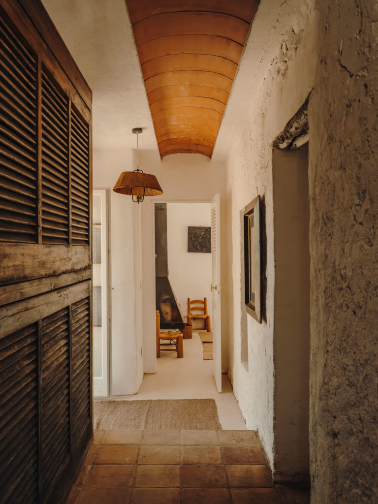 #cancanana #cobalto #tarragona #gabrielescamez #milkmagazine #mediterranean #interiors