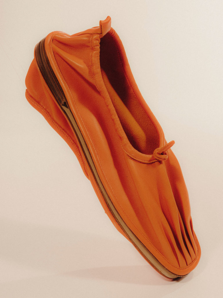 #hereu #studio #stilllife #fashion #shoes #orange