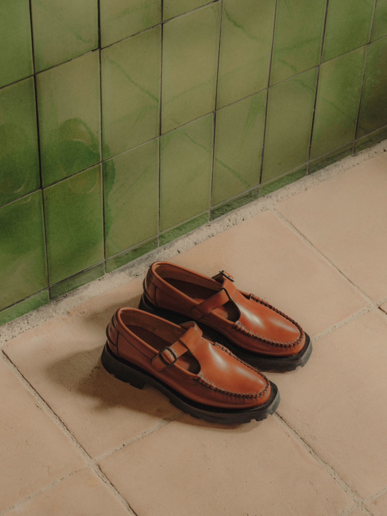 #hereu #stilllife #fashion #shoes #cobalto
