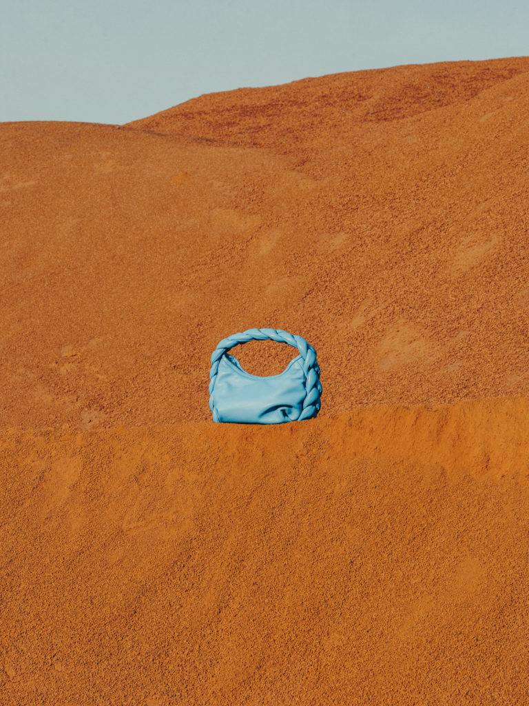 #hereu #cabanes #costabrava #quarry #bags #stilllife #blue #orange