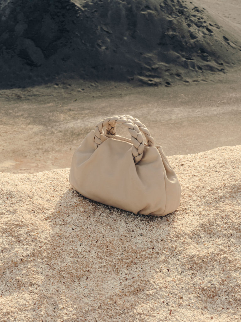 #hereu #cabanes #costabrava #quarry #bags #stilllife #beige