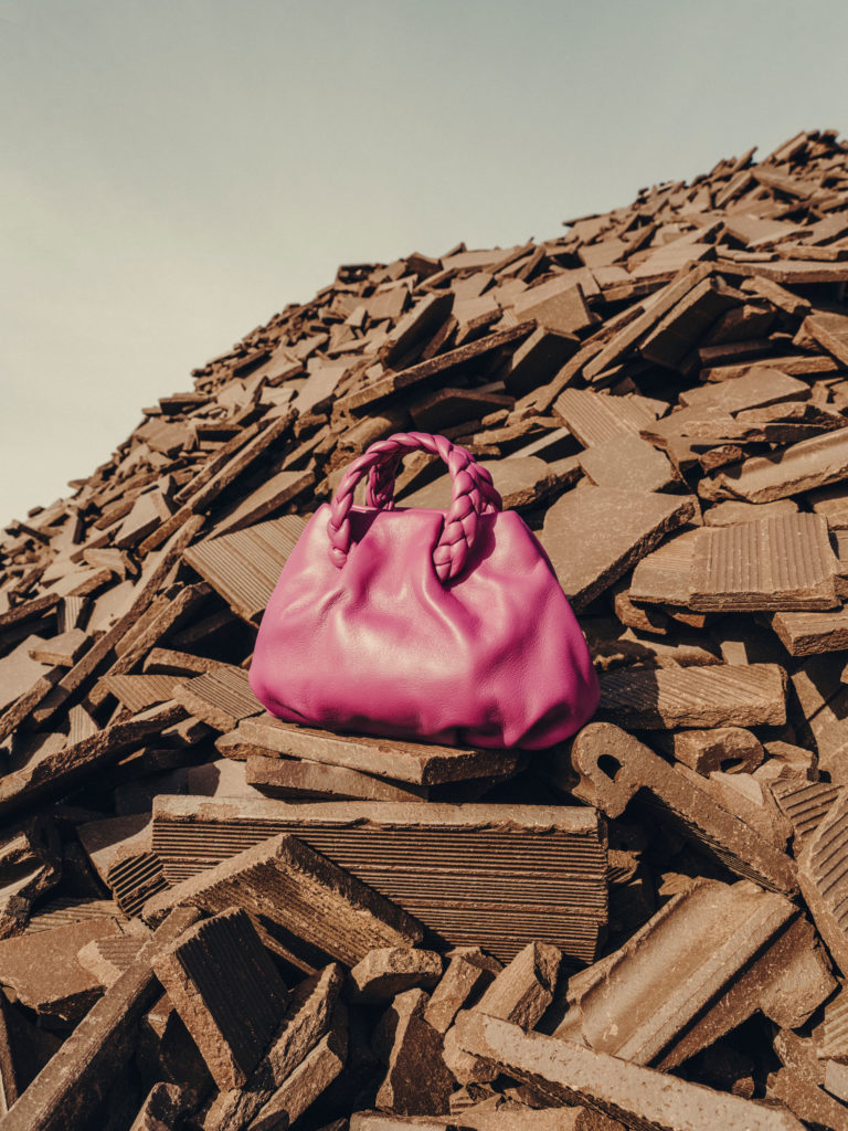 #hereu #cabanes #costabrava #quarry #bags #stilllife #pink