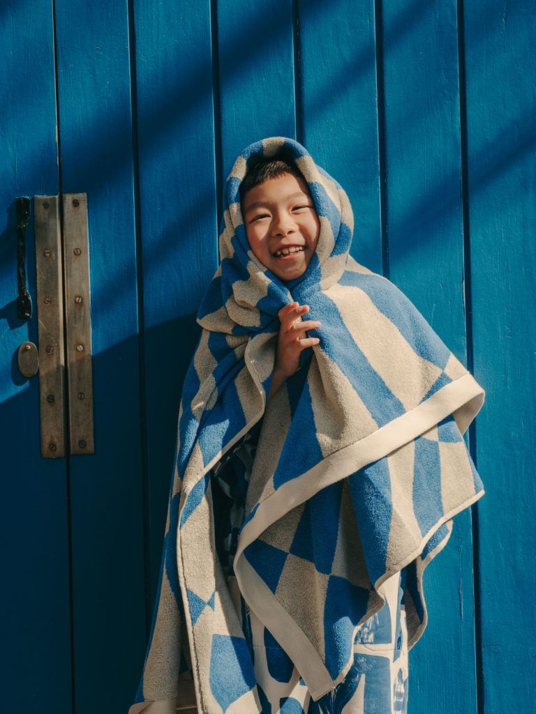 #kinfolk #family #kids #fashion #costabrava #casasalguer #beach #blue