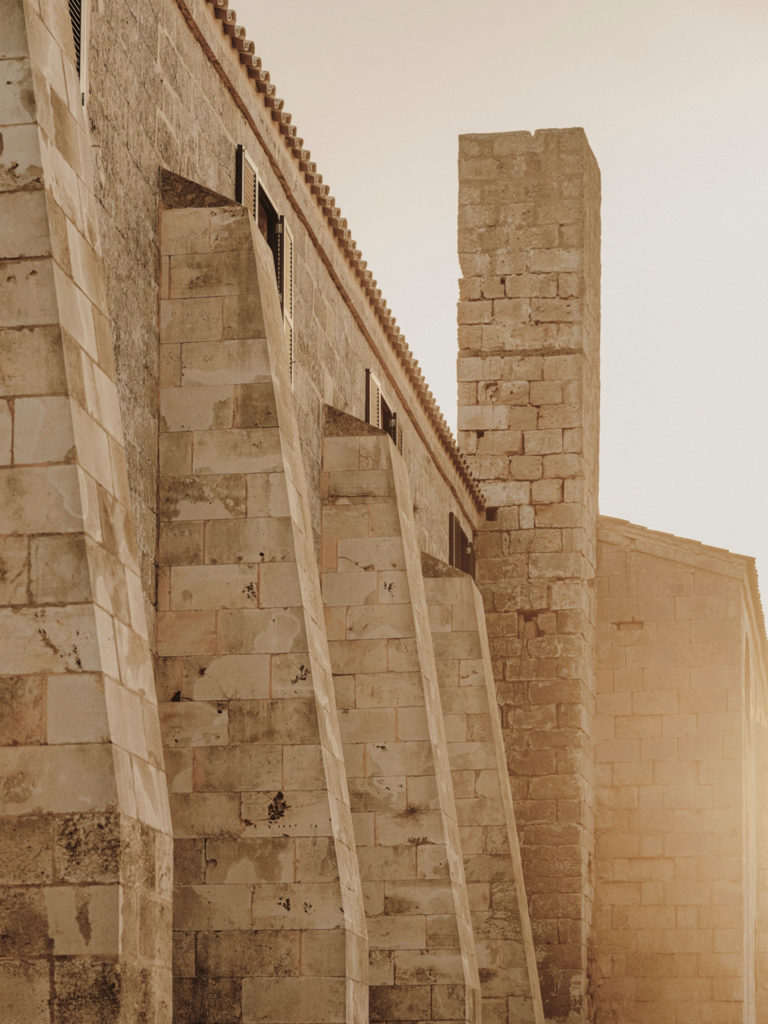 #hauser&wirth #menorca #2021 #openhousemagazine #mediterranean #illadelrei #mahon