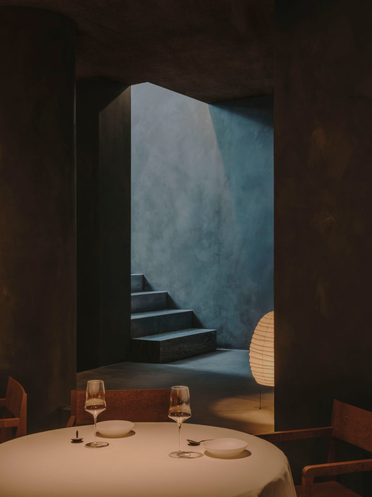 #plantea #gofio #restaurants #madrid #interiors #frama #noguchi