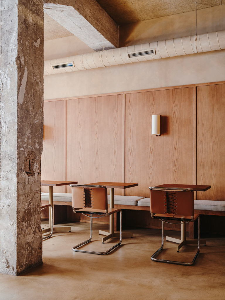 #plantea #krickypelton #restaurants #madrid #interiors 
