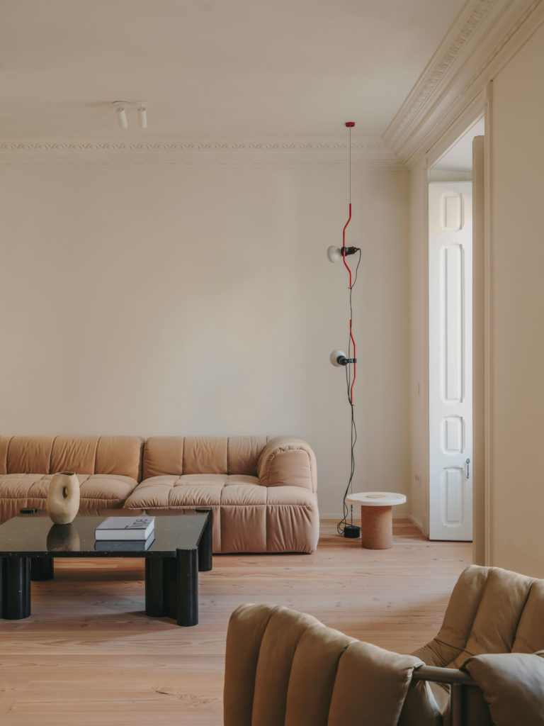 #plantea #interiors #casadh #apartments #madrid #interiors #frama #flos